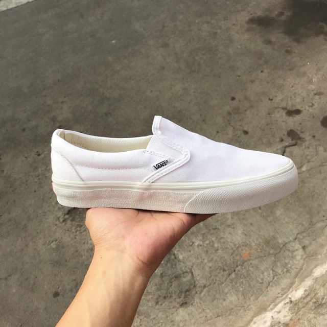 vans putih slip on