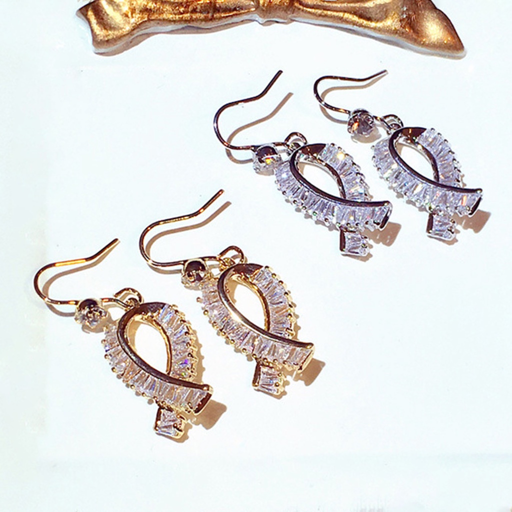 Hu Hu Hu Hu Hu Alat Bantu Pasang Kacamata♡ 1 Pasang Anting Kait Gantung Desain Pita Hias Berlian Imitasi Tahan Lama Untuk Wanita