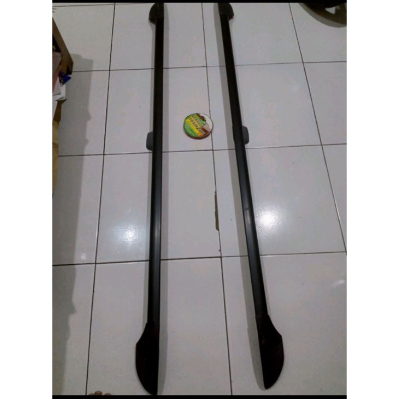 Roof rail kaki 3 palang atas mobil Innova