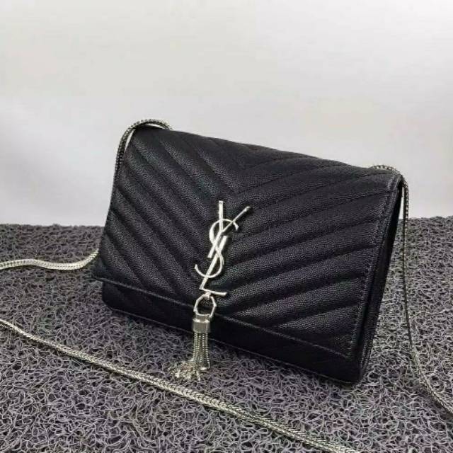 Tas Pesta YSL grade AAA