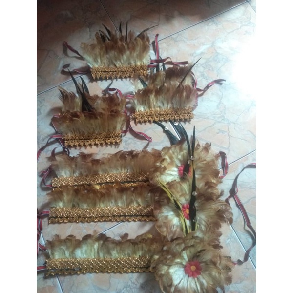 Asesoris adat Dayak,set adat dayak