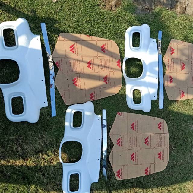 Visor V80 V75 /whinshild V80 V75  lengkap dengan bracket