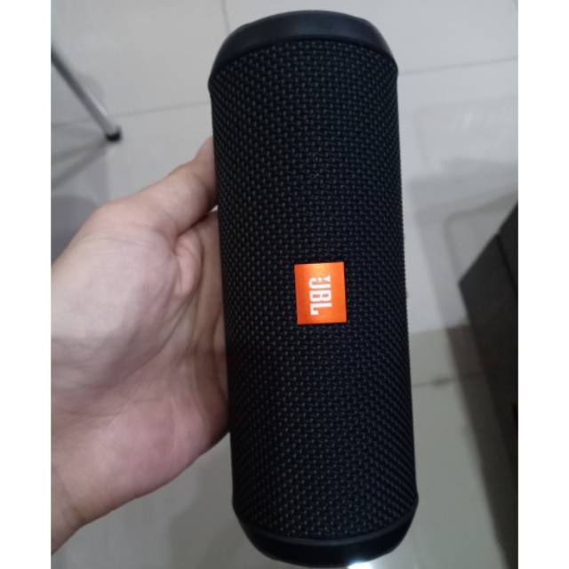 JBL flip 3 second. Booked