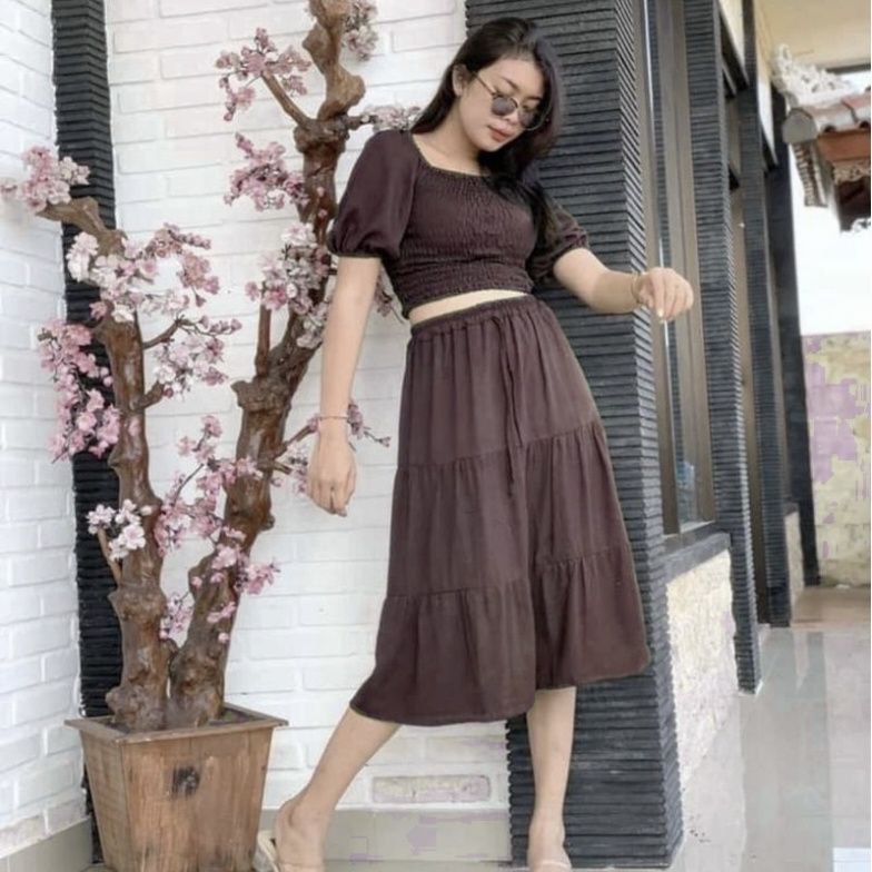 ONE SET SABRINA CROP ROK CANDA