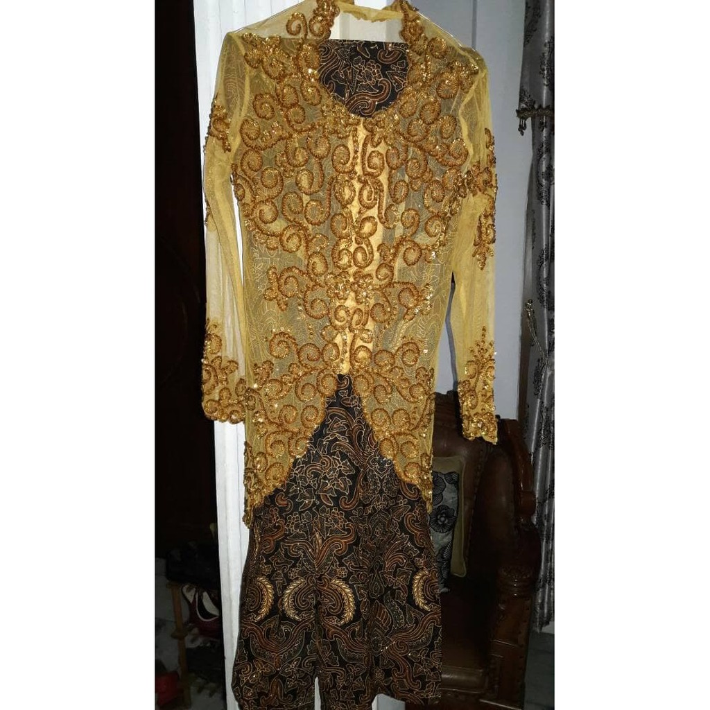 Kebaya modern payet GOLD + kain rok
