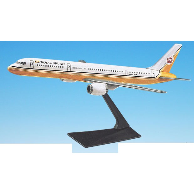 Diecast Pesawat Flight Miniatures 1/200 Royal Brunei 757-200