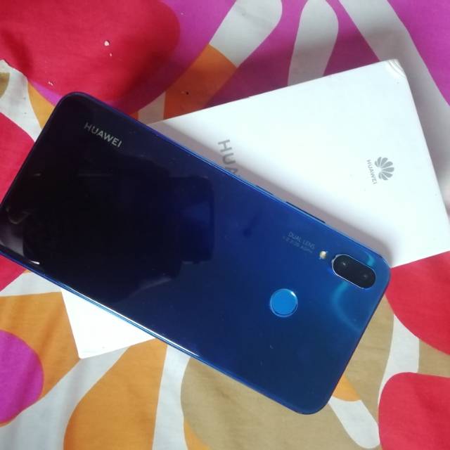 Huawei Nova 3i Minus Lampu LCD
