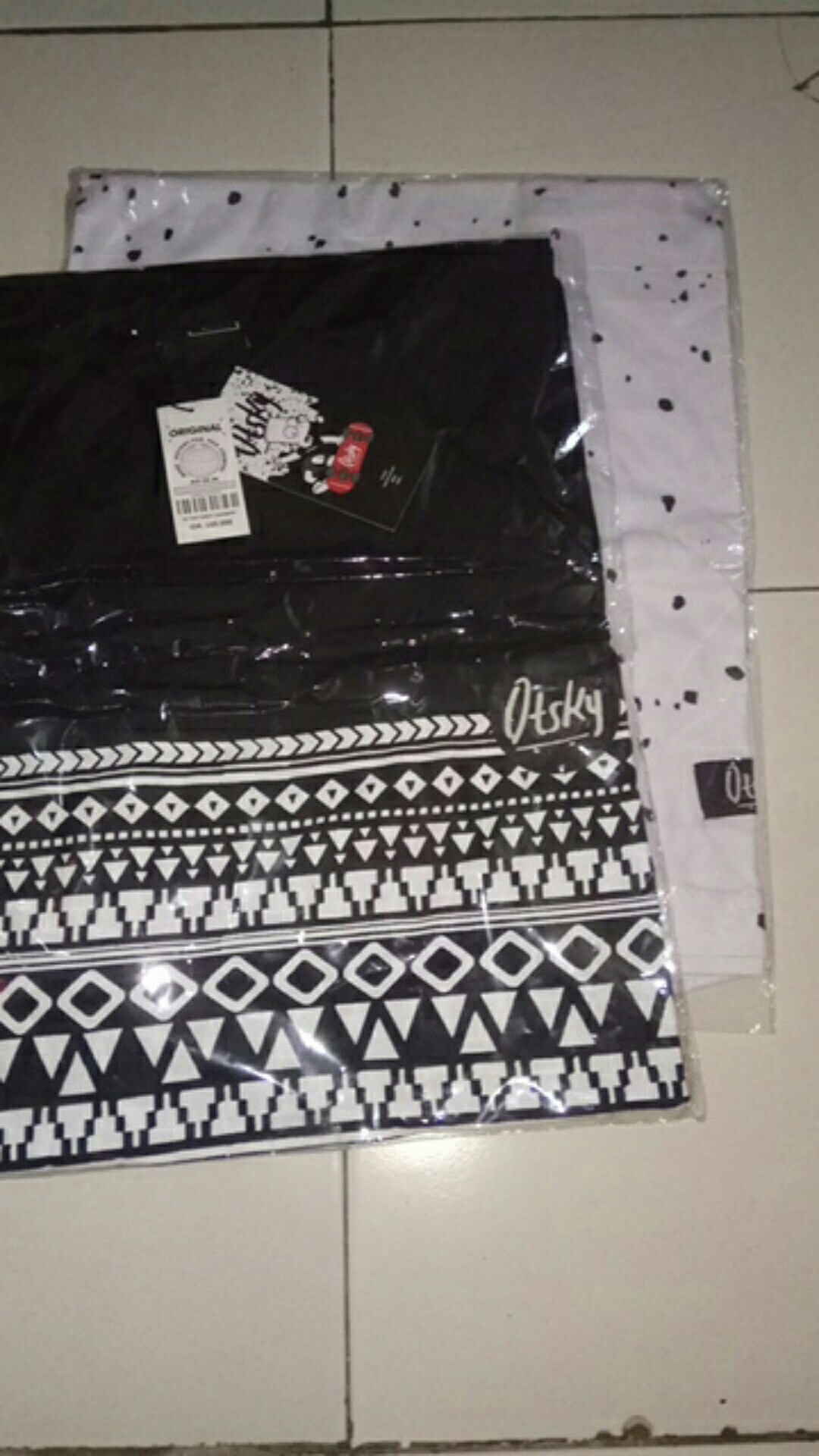 Kaos Otsky Batik