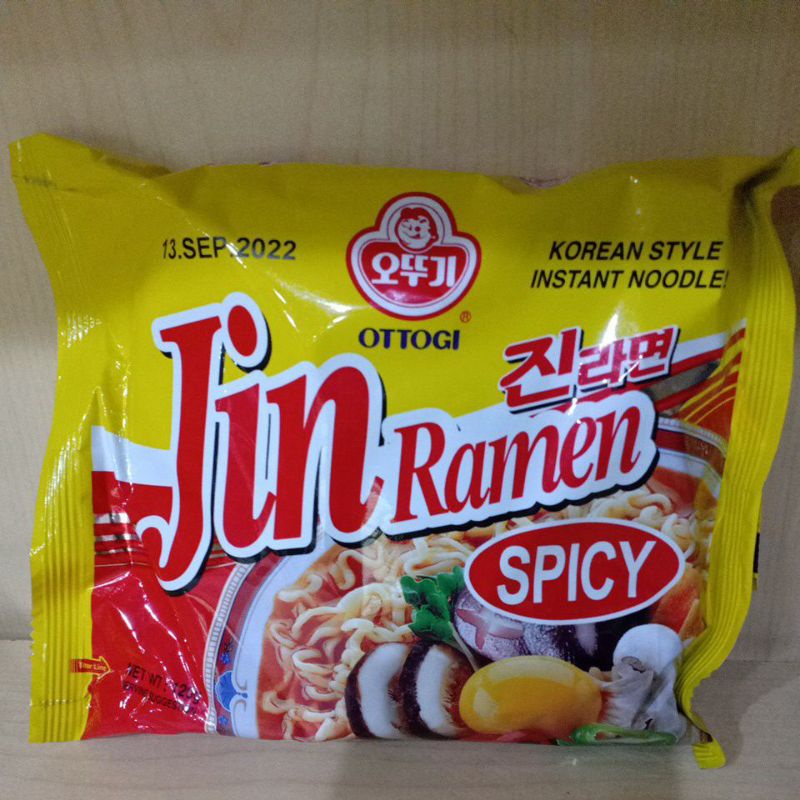 

Ottogi Jin Ramen Spicy 120gr