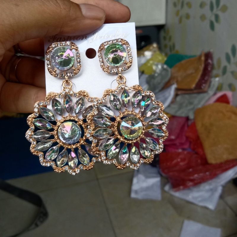 anting Swarovski/ anting pengantin