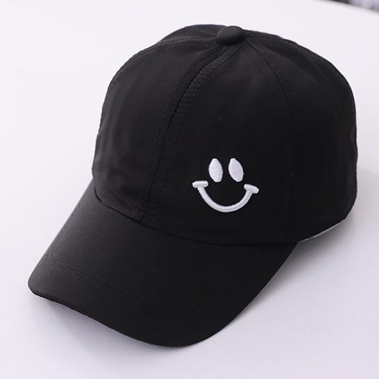 Topi Baseball Bordir Gaya Korea Pria Wanita Model Smile Senyum Distro-Hitam
