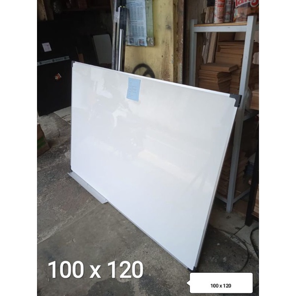

whiteboard papan tulis 100 x 120 cm