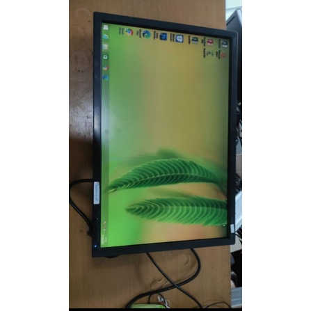 monitor lcd komputer 22 bonus kabel VGA dan power