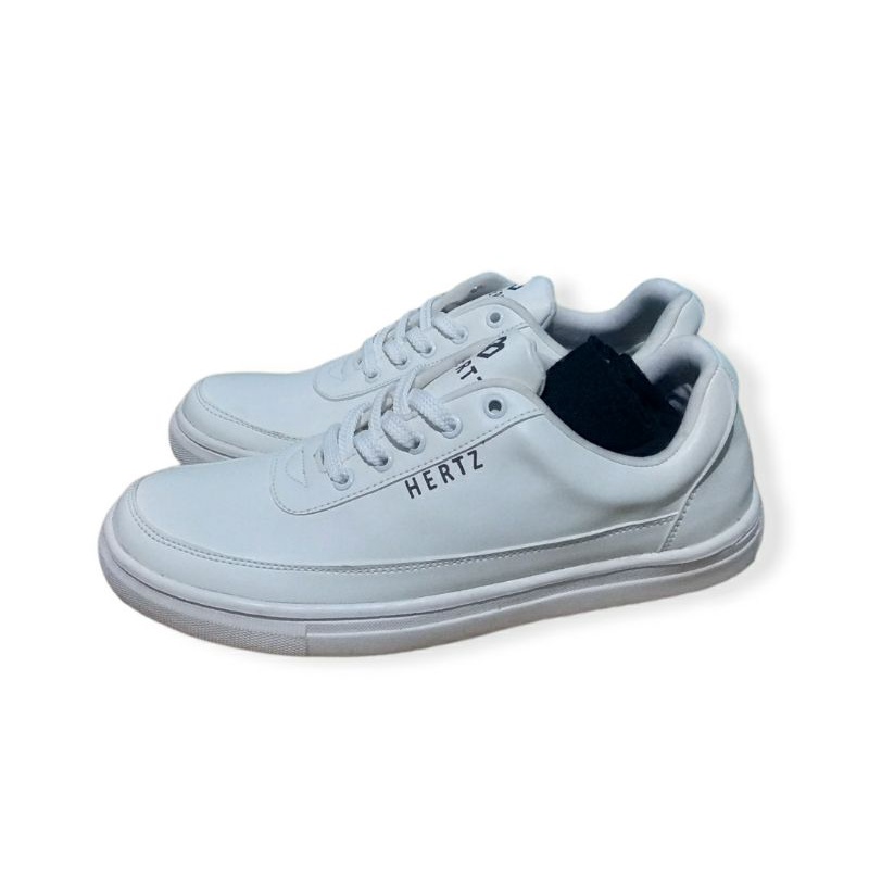 sepatu pria putih brand lokal NEW ARRIVAL