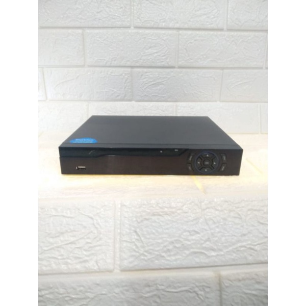 DVR CCTV 4 Channel AHD 1080P 6 in 1 Hybrid