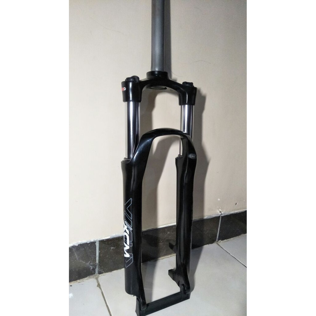 Suspension fork 26 MTB Suntour XCM Black
