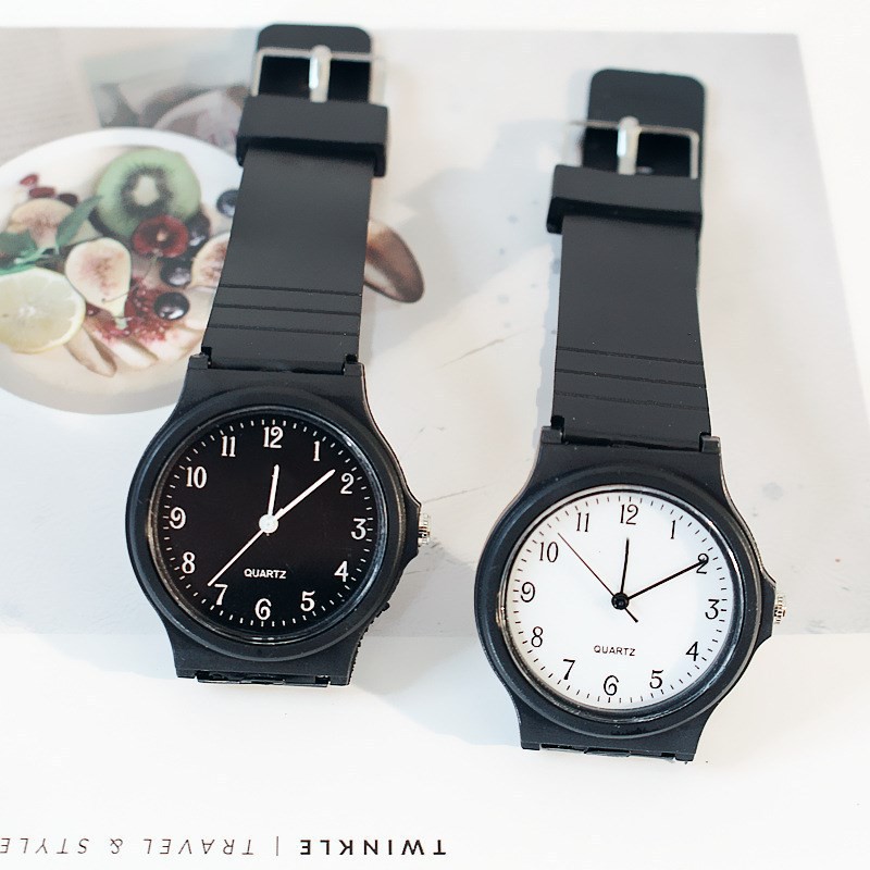 Jam Tangan Pria Dan Wanita Rubber Analog Quartz / Jam Tangan Rubber Casual Import