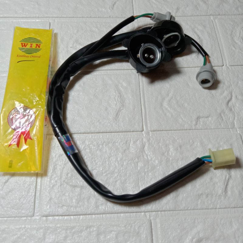 COB Lampu Depan Fitingan Lampu Depan Honda Vario 110 Karbu Old 1 Set Tinggal Pasang PNP Merk WIN