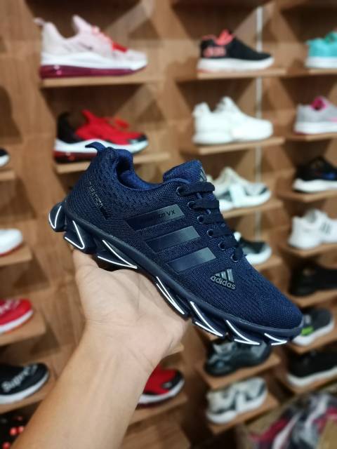 SEPATU ADIDAS SEPRINGBLADE/sepatu sneaker running pria import