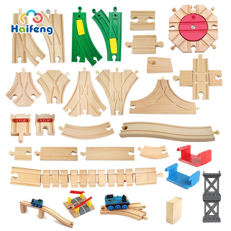 thomas and friends wooden train track