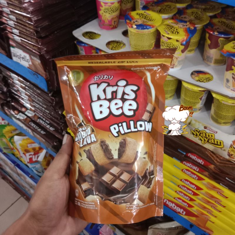 

Yummer l Snack camilan KrisBee Pillow Choco Lava