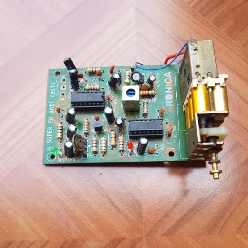 KIT Radio Tuner FM anti desis bekas