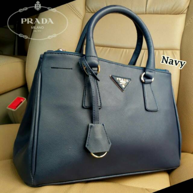 TAS PRADA SAFFIANO MEDIUM