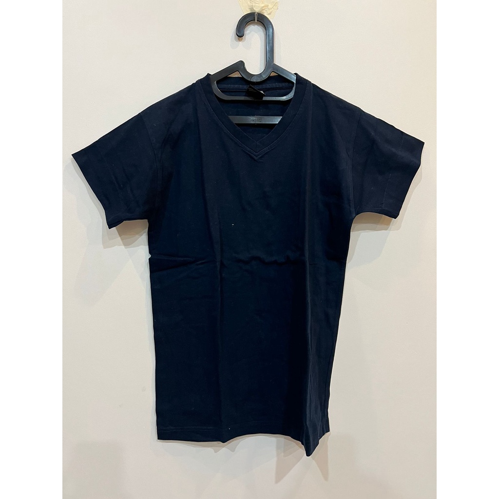 KAOS WANITA NAVY UKURAN S PRELOVED (MERK SAWO KECIK)