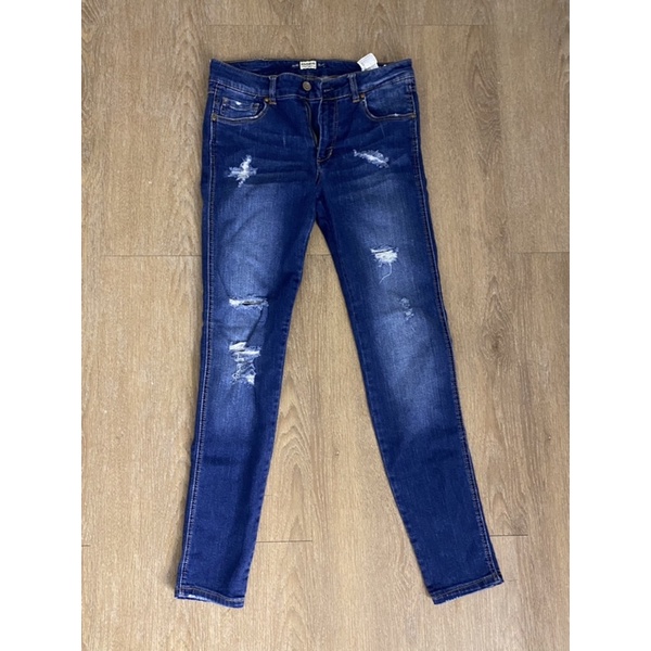 RIPPED JEANS PULL & BEAR (preloved)