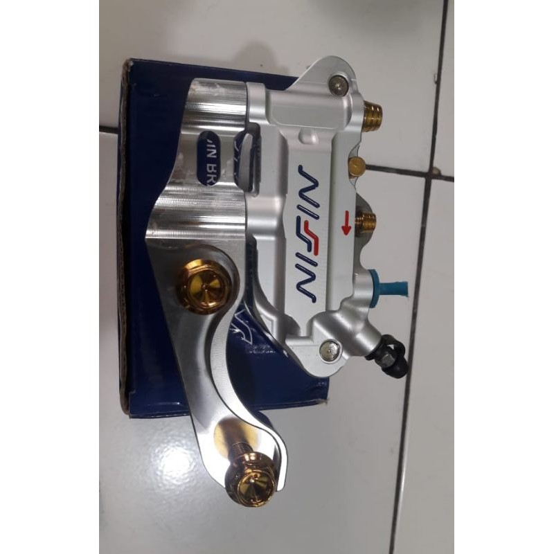 PAKETAN KALIPER CAKRAM DEPAN MONOBLOK 4P MIO BEAT VIXION RX KING NOUVO-Kaliper +breket+baut