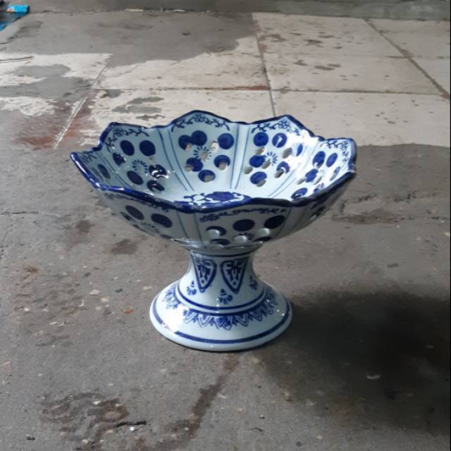 Jual pajangan tempat import-Jual pajangan keramik import-Jual pajangan lemari kaca-Dekorasi rumah