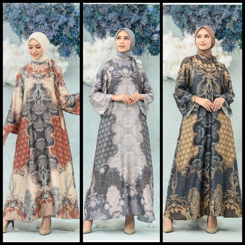 Clarissa Dress Wearing Klamby