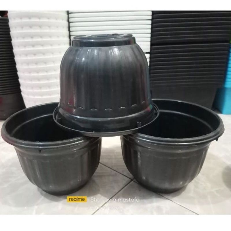 Pot Matahari 25 Hitam / Pot bunga / Pot Tanaman / pot cantik