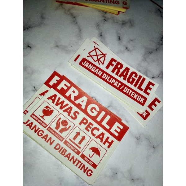 

(10pcs)stiker fragile awas pecah jangan ditekuk / dilipat