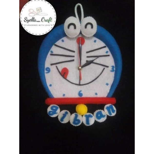 Jam dinding flanel karakter doraemon/custom nama