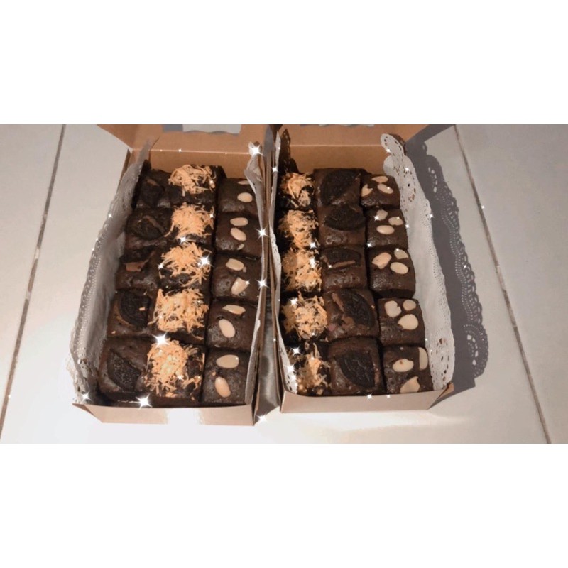 

Brownies Fudgy 22 x 11 premium Home Made