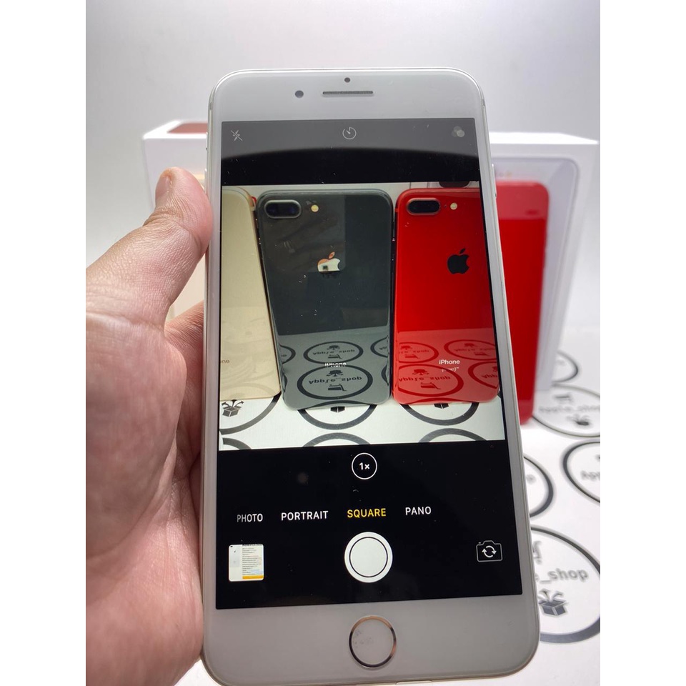 iphone 8 plus 64gb Lcd Original Mulus Original Bukan Refurbish / Rekondisi