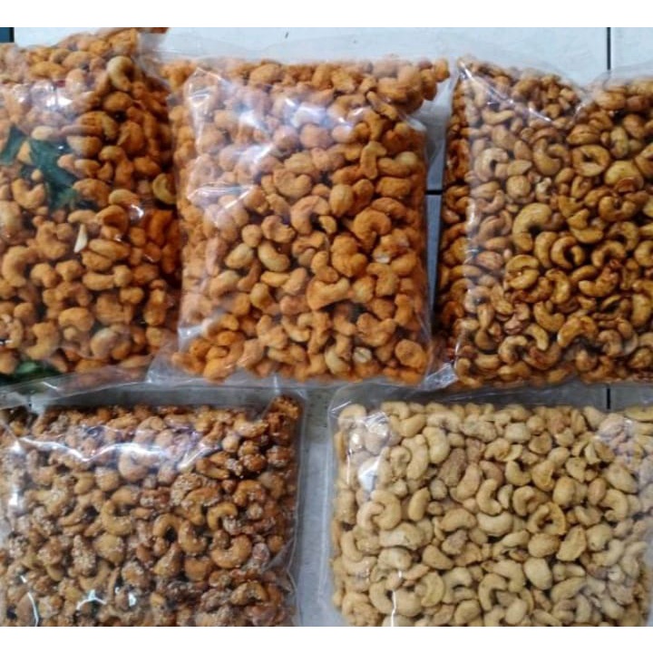 

Camilan Kacang Mete aneka varian rasa