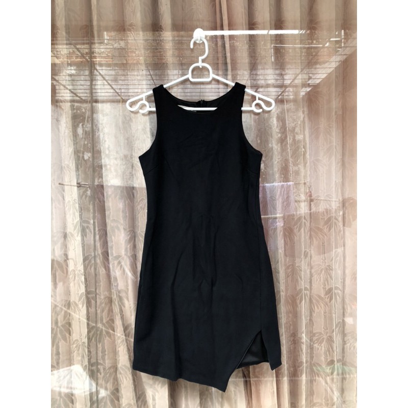 DRESS HITAM ELEGAN