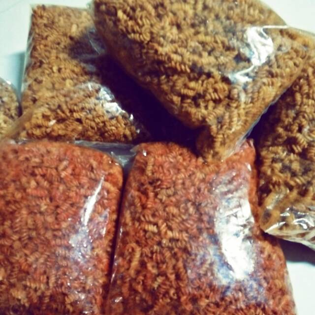 

Makaroni spiral, enak renyah dan gurih
