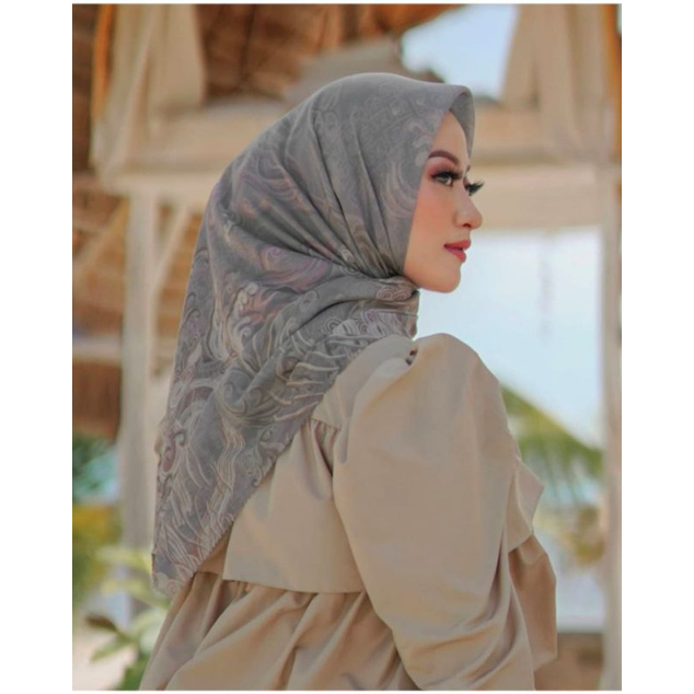 BUTTONSCARVES THE WAVE VOAL STORMY