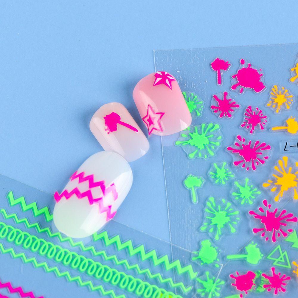 Preva Halloween Stiker Kuku Kecantikan Glow In Dark Manicure Luminous Nail Decal