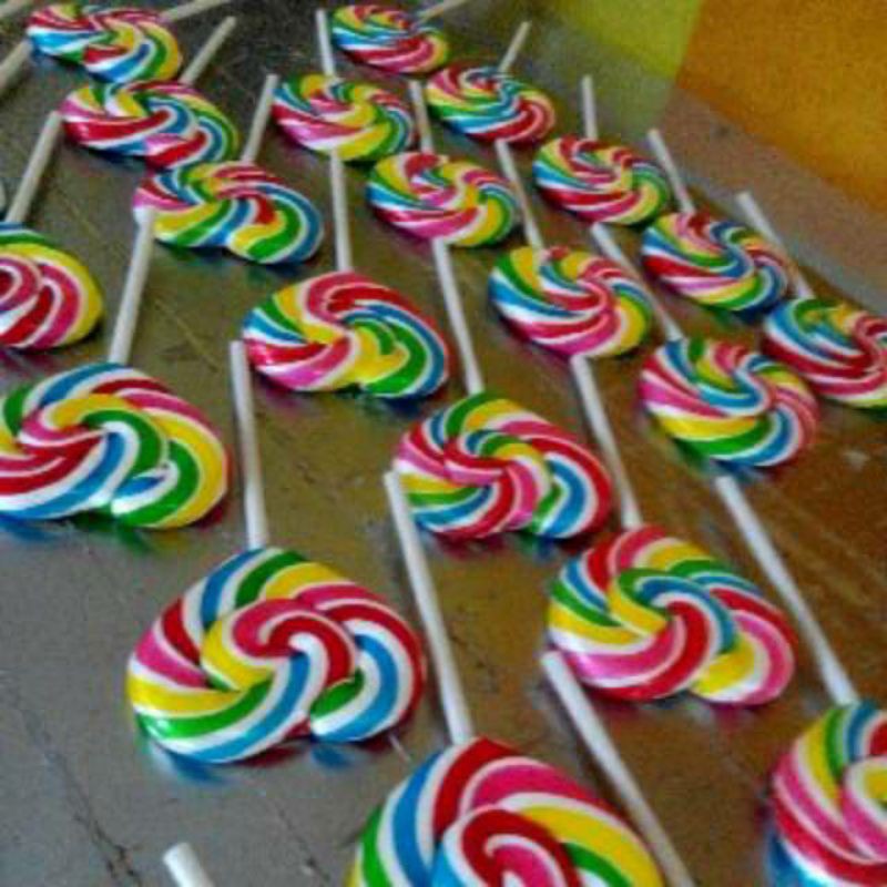 

Permen Lollipop warna warni jajanan Jadoel Snack isi 20 pcs