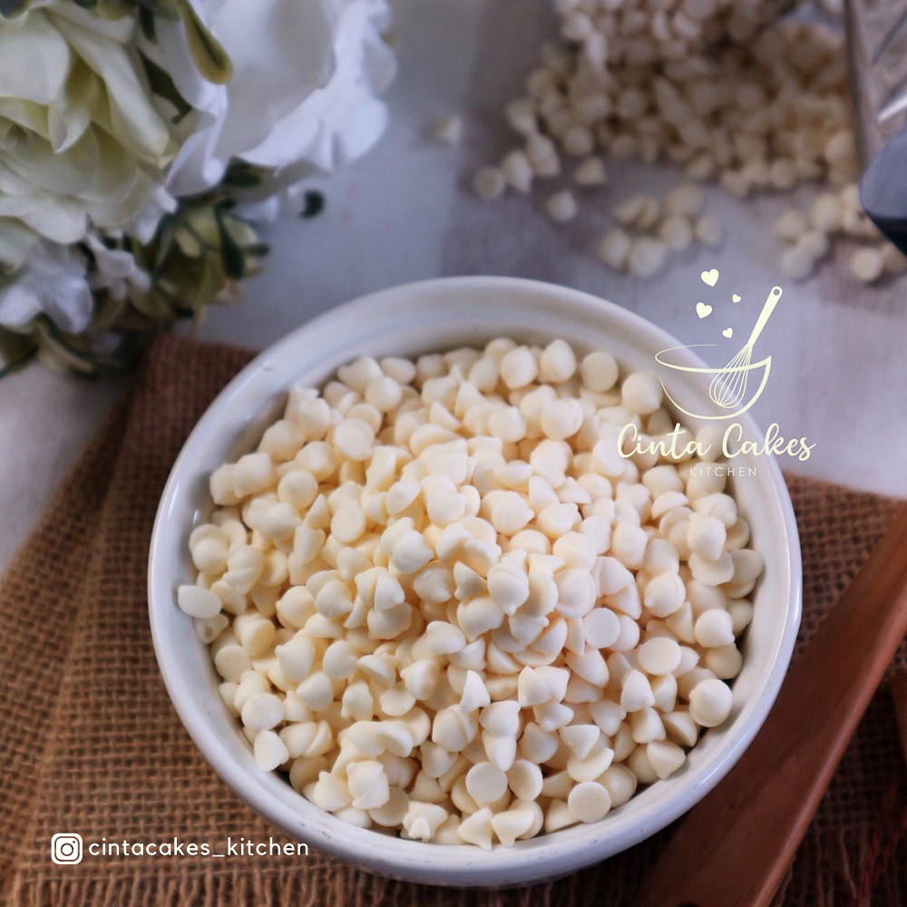 

Topping & Filling - Chip White Tulip - Butir Cokelat Kecil