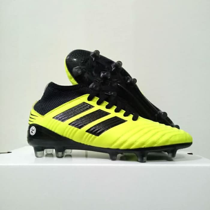 Sol Bening!! Sepatu Bola Anak Adidas PREDATOR Premium - Hitam 38 Original