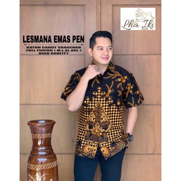 GUNUNGAN WAYANG EMAS KEMEJA BATIK SOLO