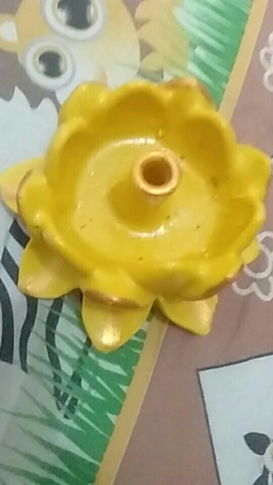 Wadah Tempat Dupa Lotus