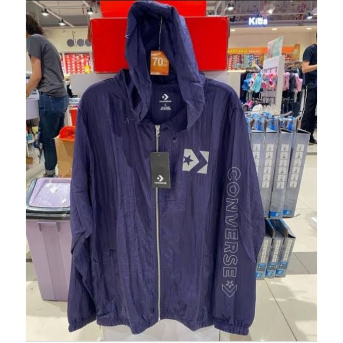 JAKET PARASUT CONMJ1110467 CONVERSE untuk pria siz S M L