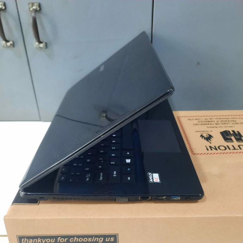 Laptop Acer Aspire E5-421 Amd E2-6110 Gen 6 Ram 4GB HDD 500GB Layar 14 inch Windows 10 Siap pakai ok