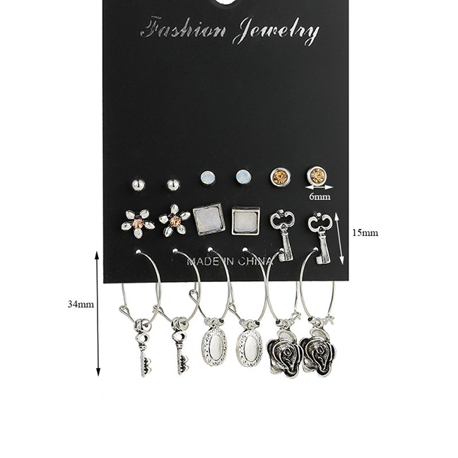 LRC Anting Tusuk Fashion Silver Key Crystal Flower Geometric Stud Earring Set D73676